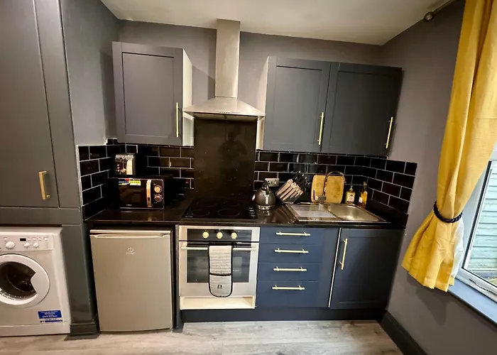 Stylish Studio Flat With Private Patio