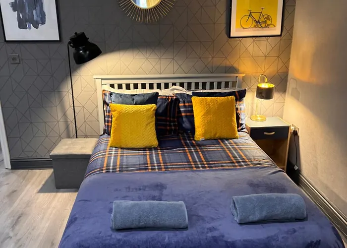 Stylish Studio Flat With Private Patio